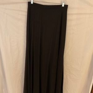 Beautiful long silk skirt is 40 inches long all aligned size 12 by
